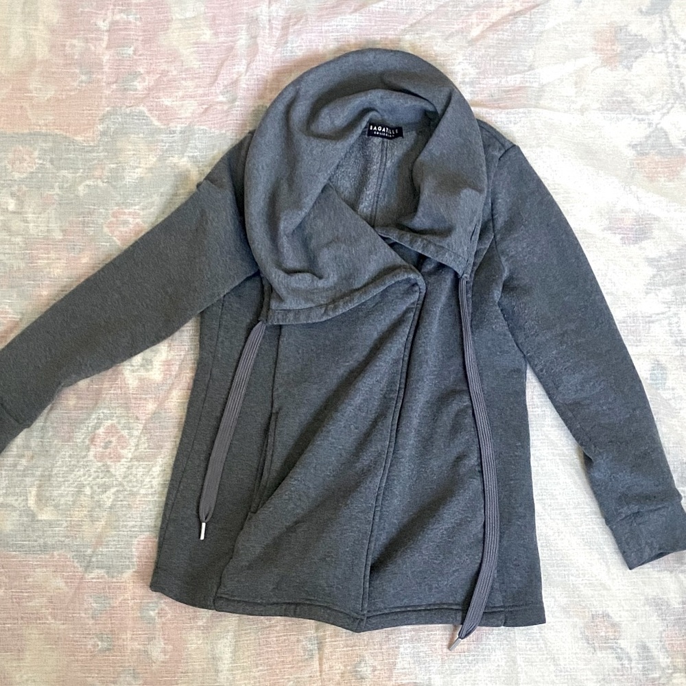 Bagatelle asymmetrical snap shawl collar sweatshirt / cardigan grey hardly worn